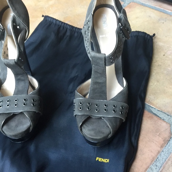 Fendi heels platform. Size 38 #camo💃🏽 - Picture 4 of 8